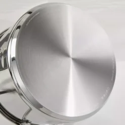 Garnek z pokrywą BERGHOFF HELIX 24 cm srebrny stalowy