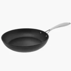 Patelnia MAKU ROBUSTE 20 cm czarna aluminiowa